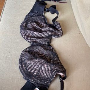 34DDDD Chantelle Black Lace Bra